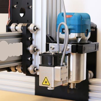 Robotics automating processes in a modern warehouse
