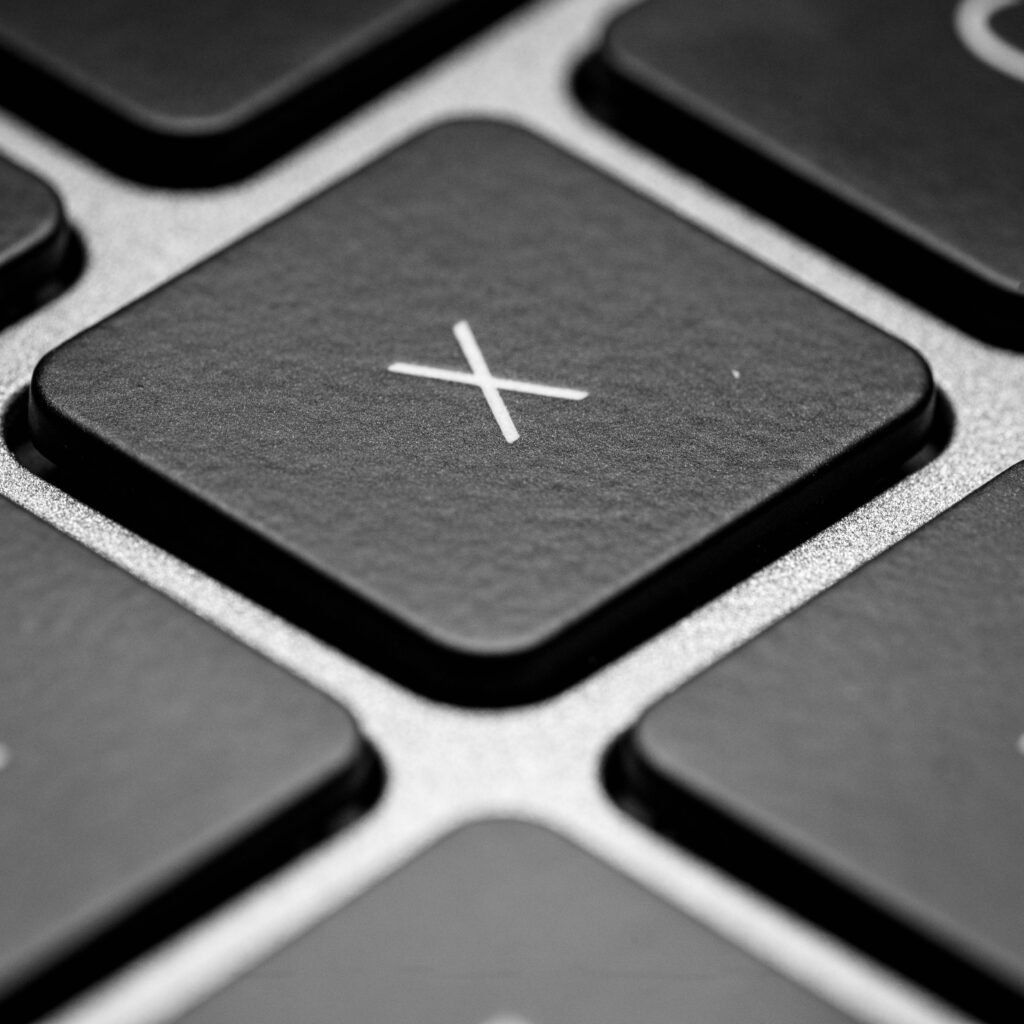 Battlefield 6 official key art featuring soldiers and vehicles