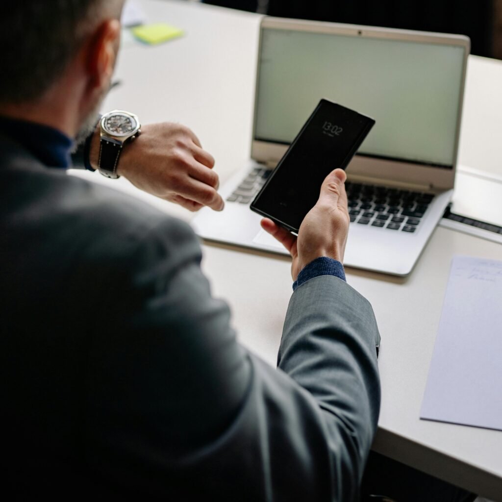 Students struggling with online learning